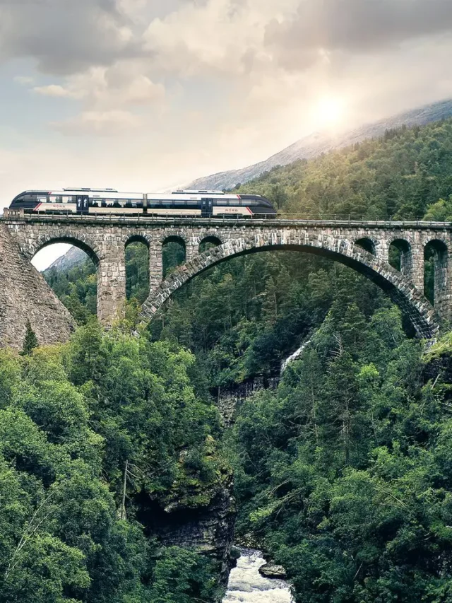 top 10 Train Journeys for Railway Buffs